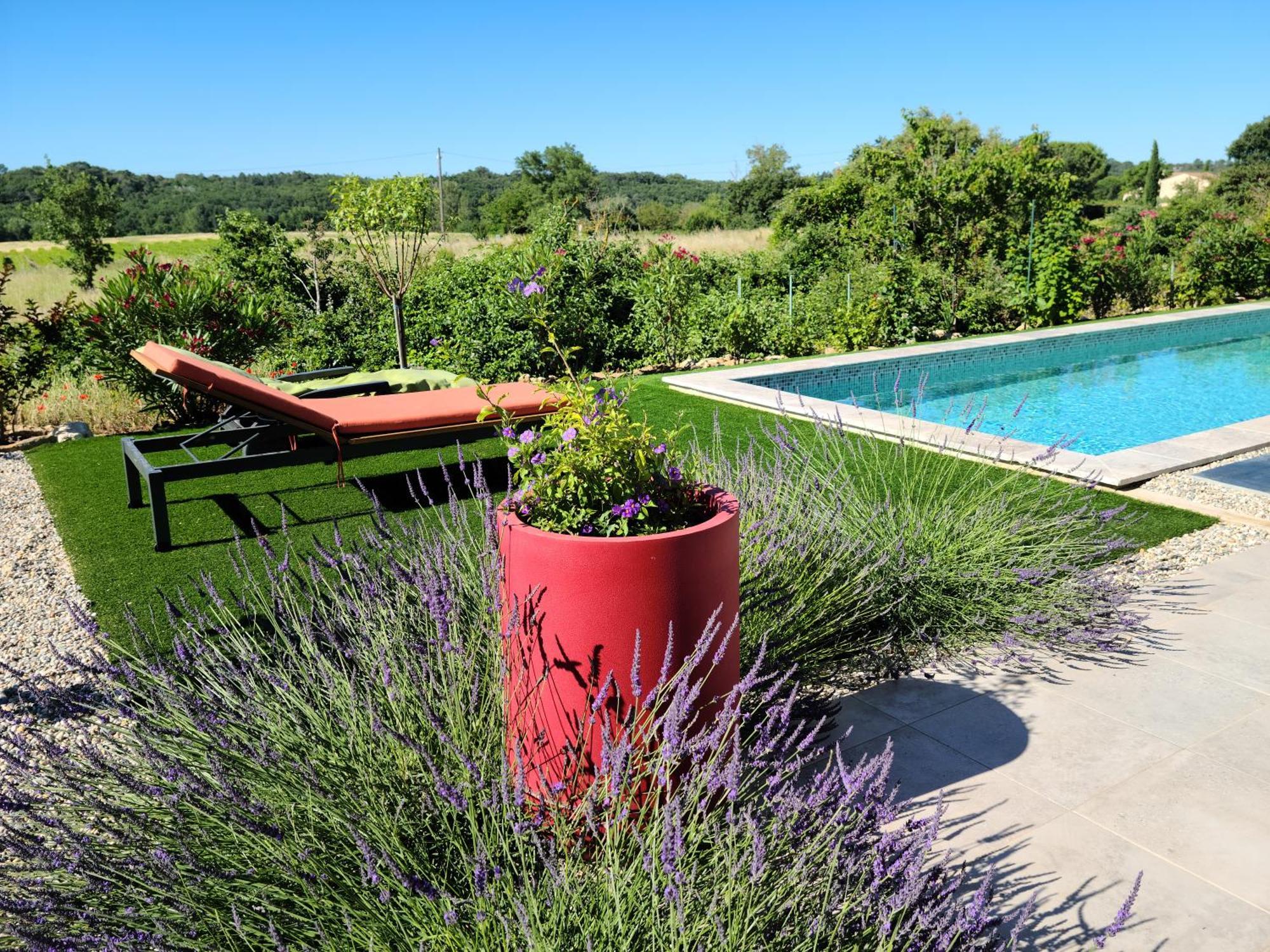 לינה וארוחת בוקר Saint-Laurent-la-Vernède Les Papillons D'Uzes מראה חיצוני תמונה